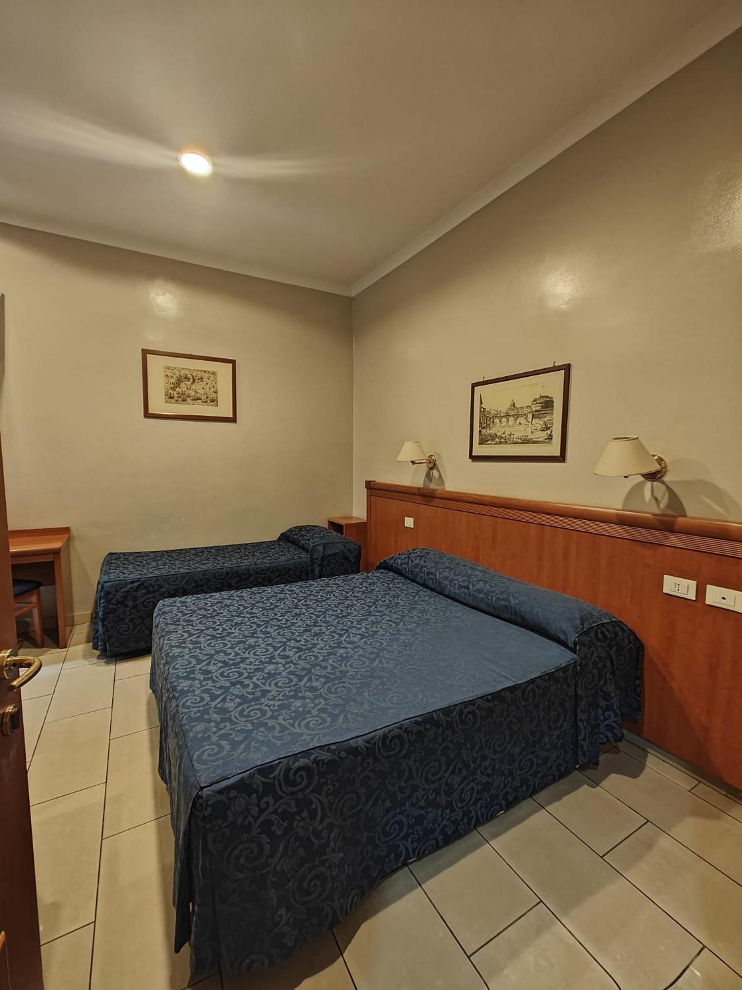 Domus Roxy Hotel Roma Ngoại thất bức ảnh