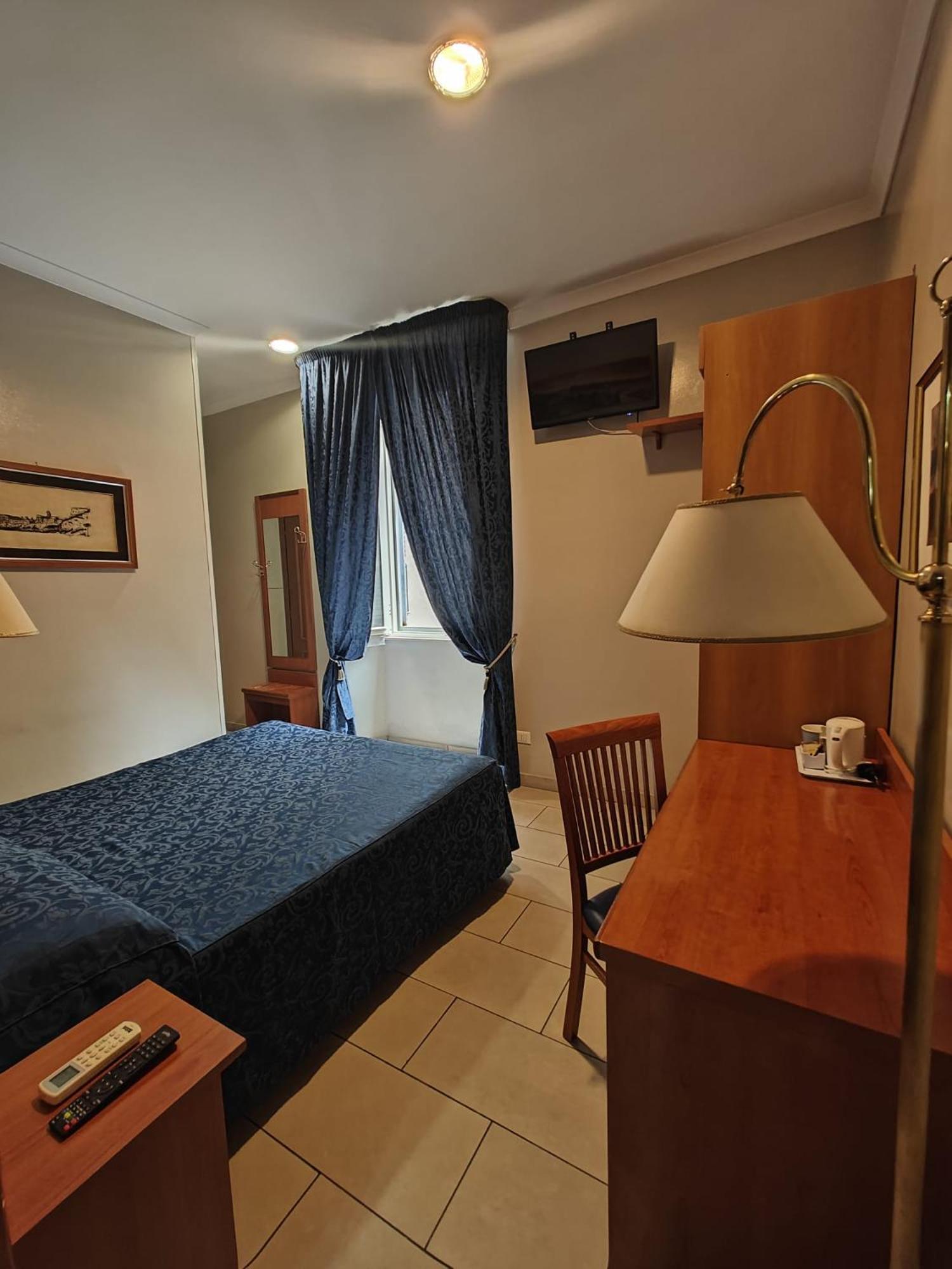 Domus Roxy Hotel Roma Ngoại thất bức ảnh