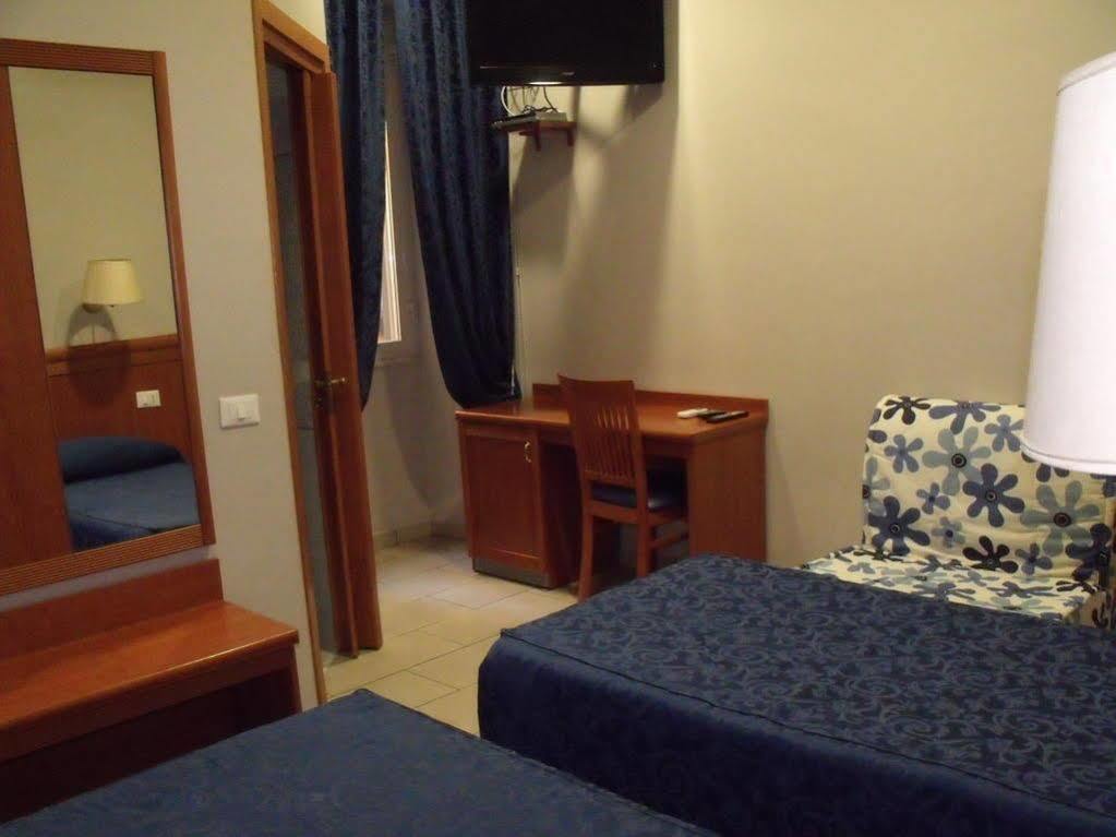 Domus Roxy Hotel Roma Ngoại thất bức ảnh