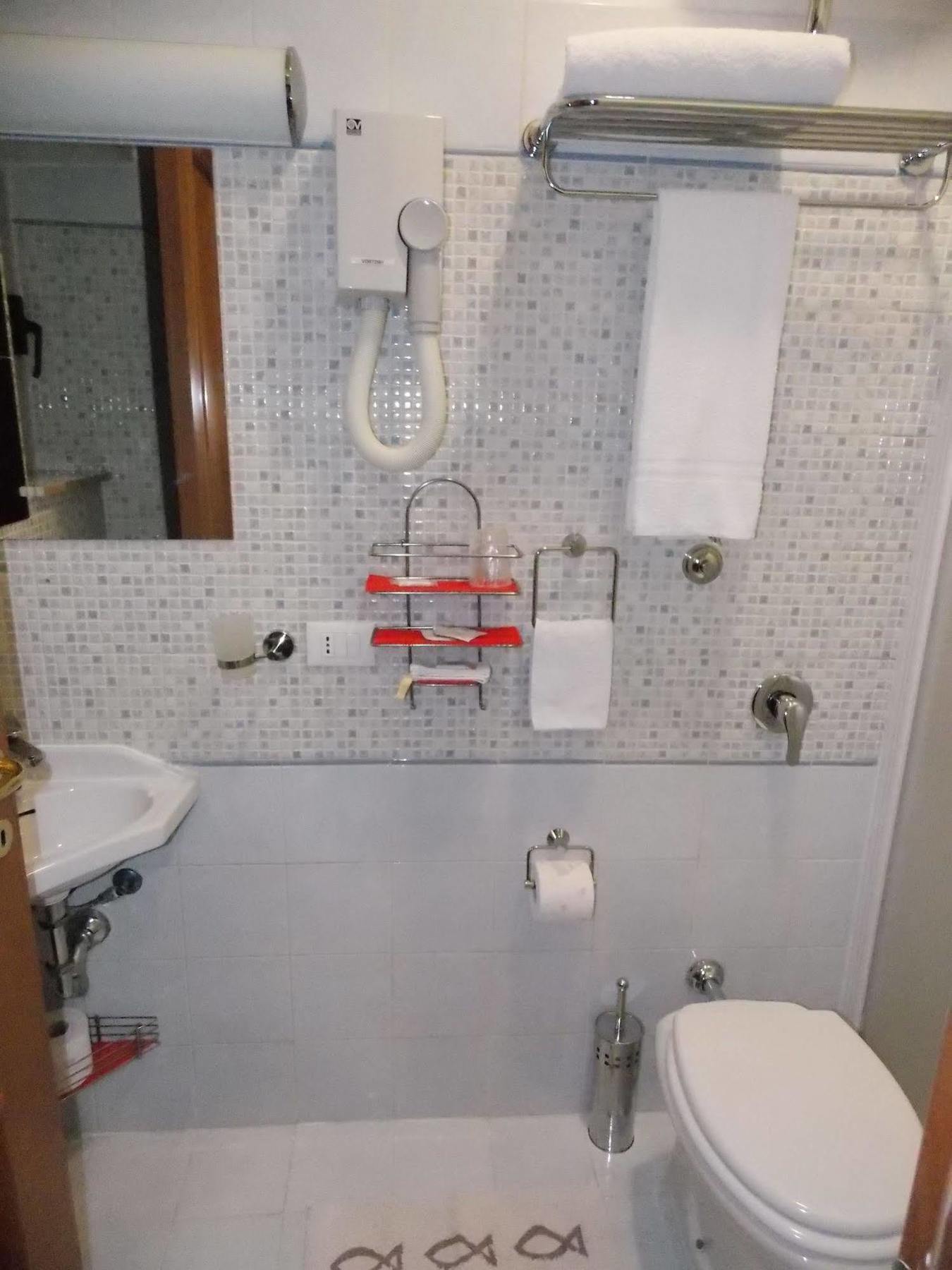 Domus Roxy Hotel Roma Ngoại thất bức ảnh